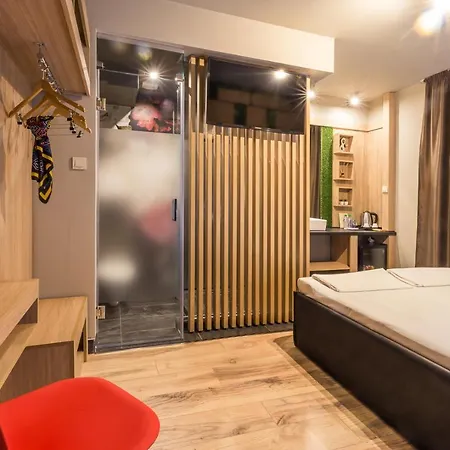 Хотел алюр 3*